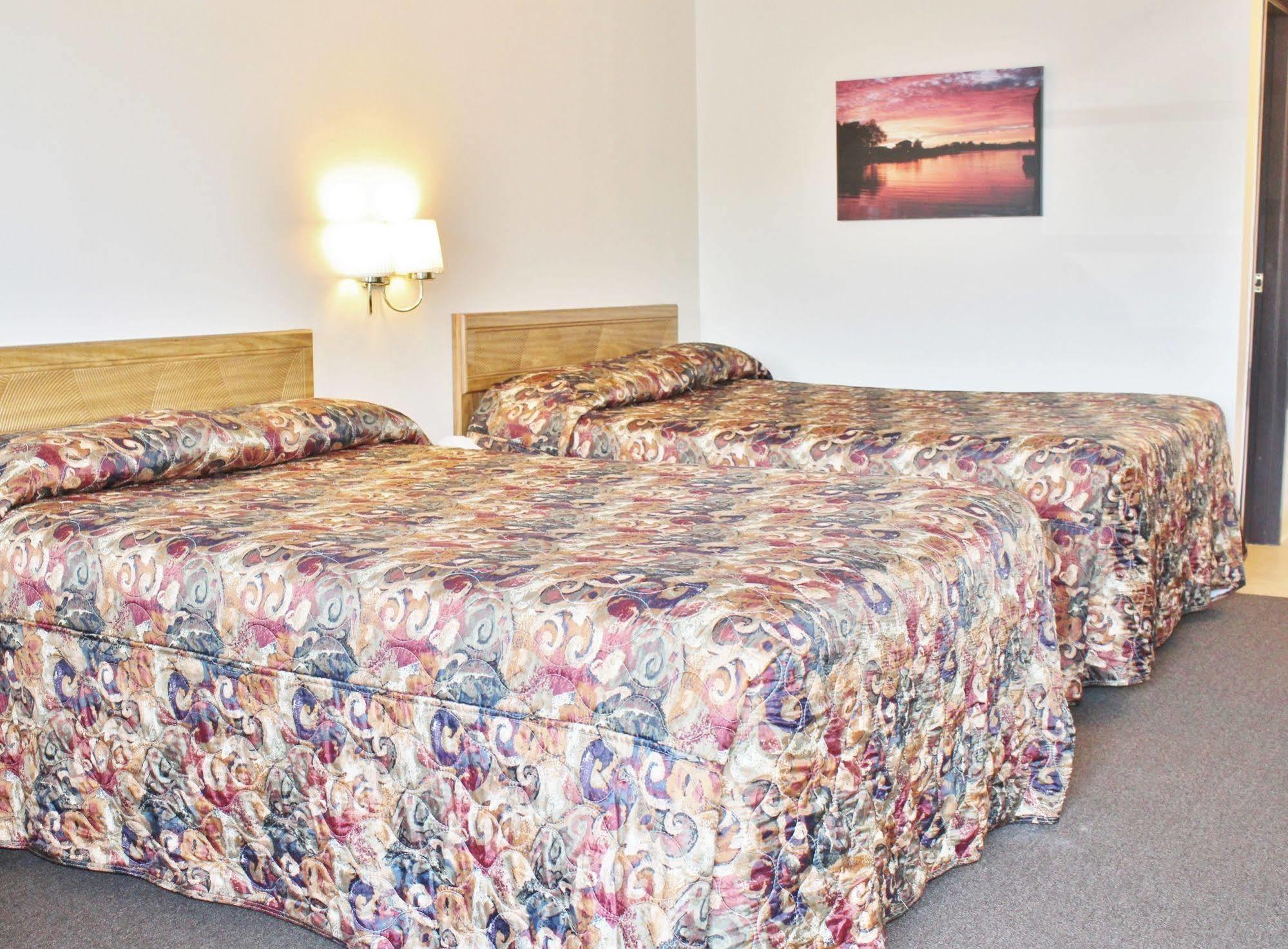 Otter Creek Inn Alexandria Bay Buitenkant foto