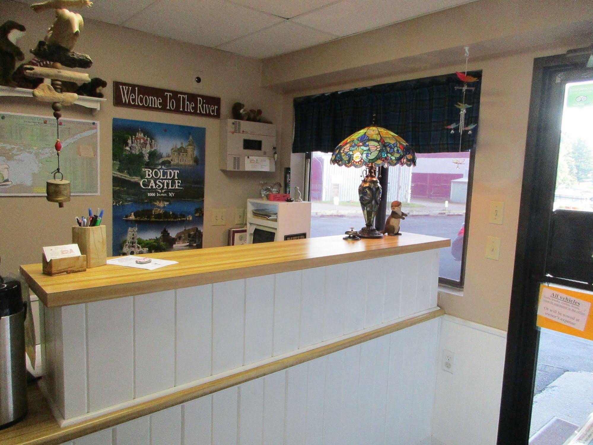 Otter Creek Inn Alexandria Bay Buitenkant foto