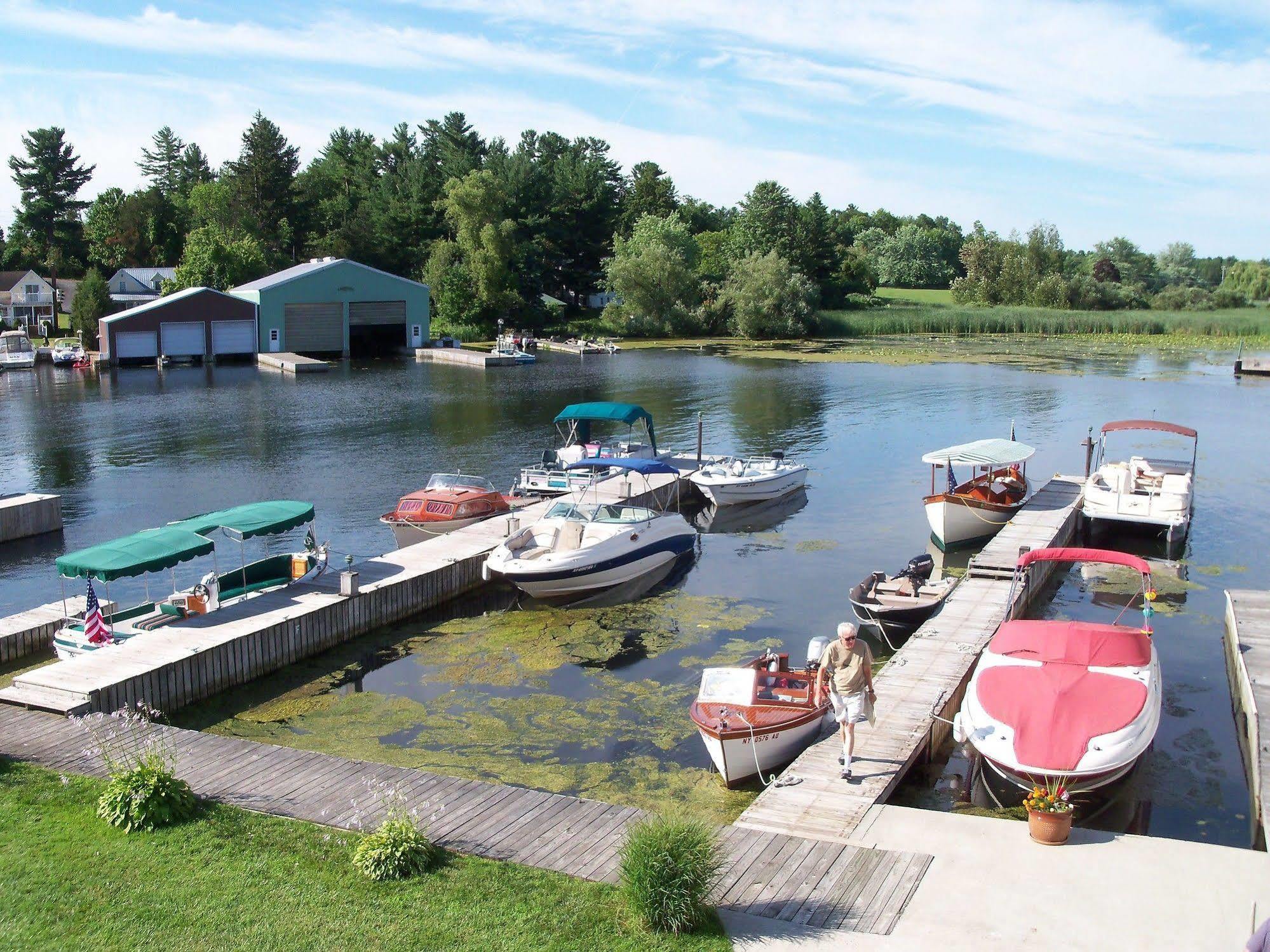 Otter Creek Inn Alexandria Bay Buitenkant foto