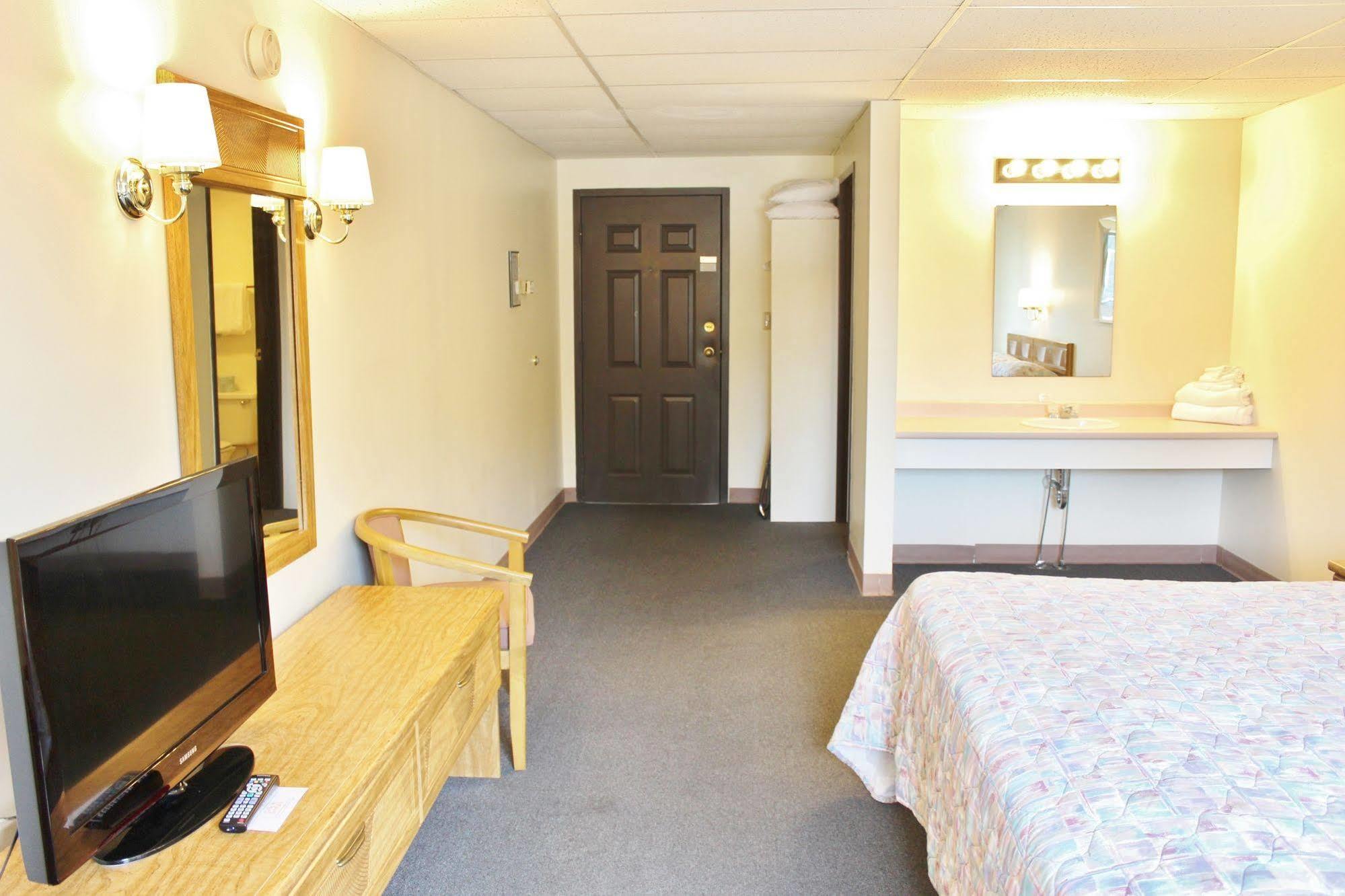 Otter Creek Inn Alexandria Bay Buitenkant foto