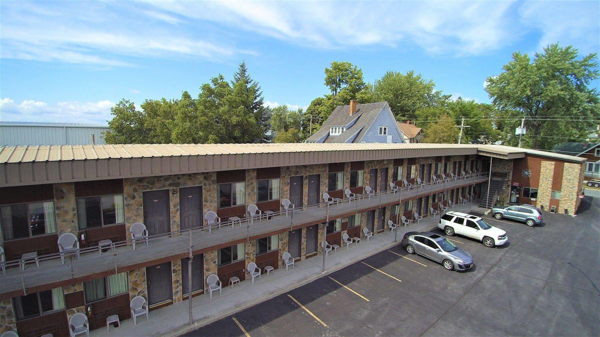 Otter Creek Inn Alexandria Bay Buitenkant foto